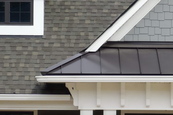 Roofing Materials: Metal, Shingle